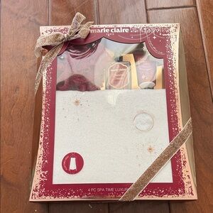 Marie Claire Paris Spa Time Kit - Bath Sponge, Body Oil, Body Lotion & Towel